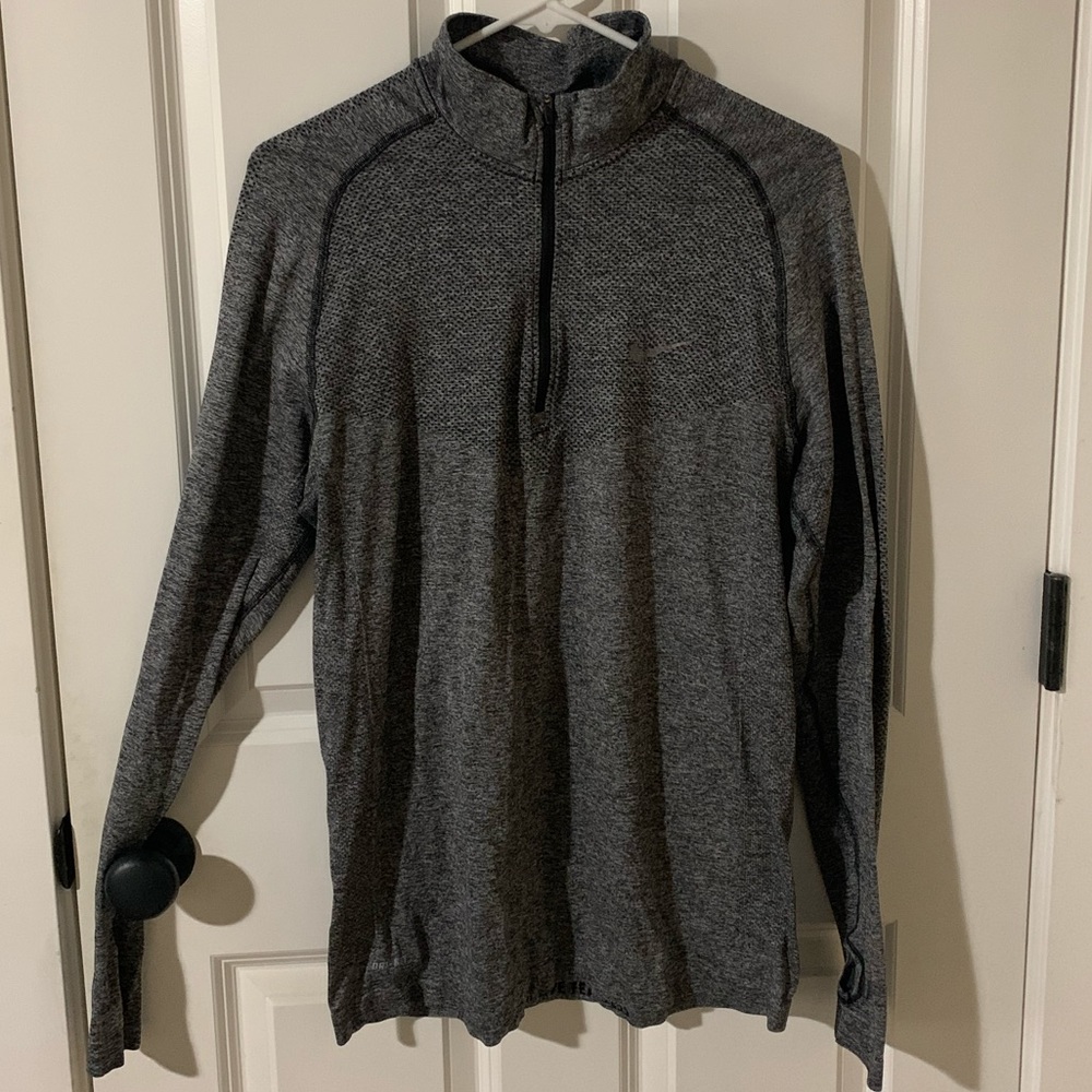 Nike pullover - Picture 4 of 5